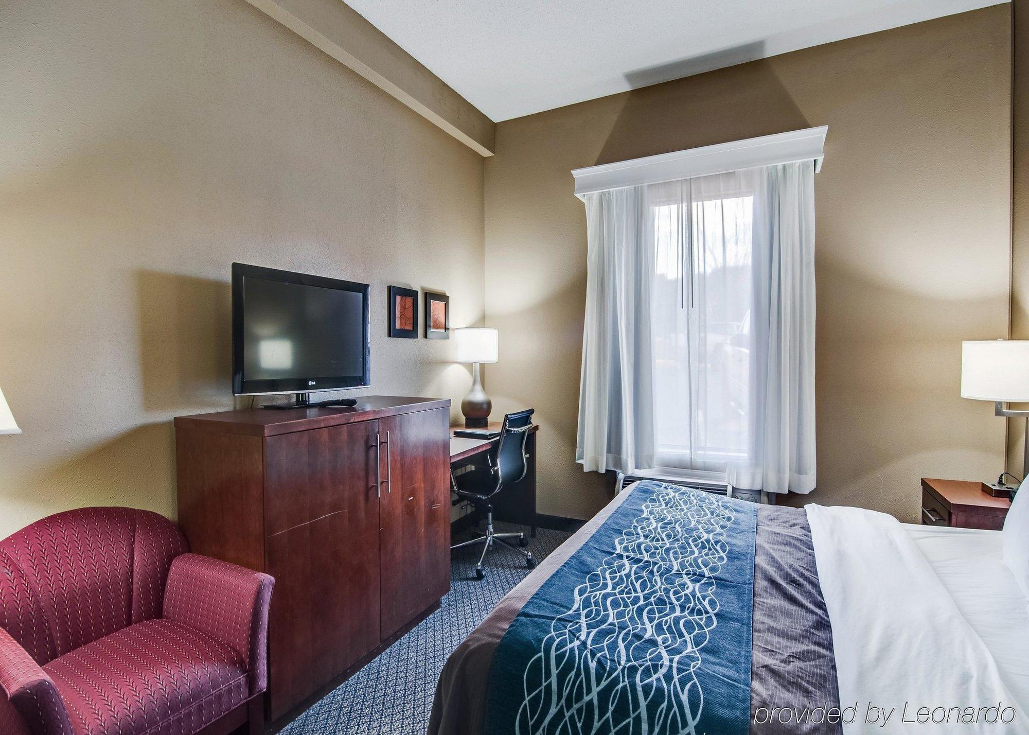 Comfort Inn & Suites Christiansburg I-81 Extérieur photo
