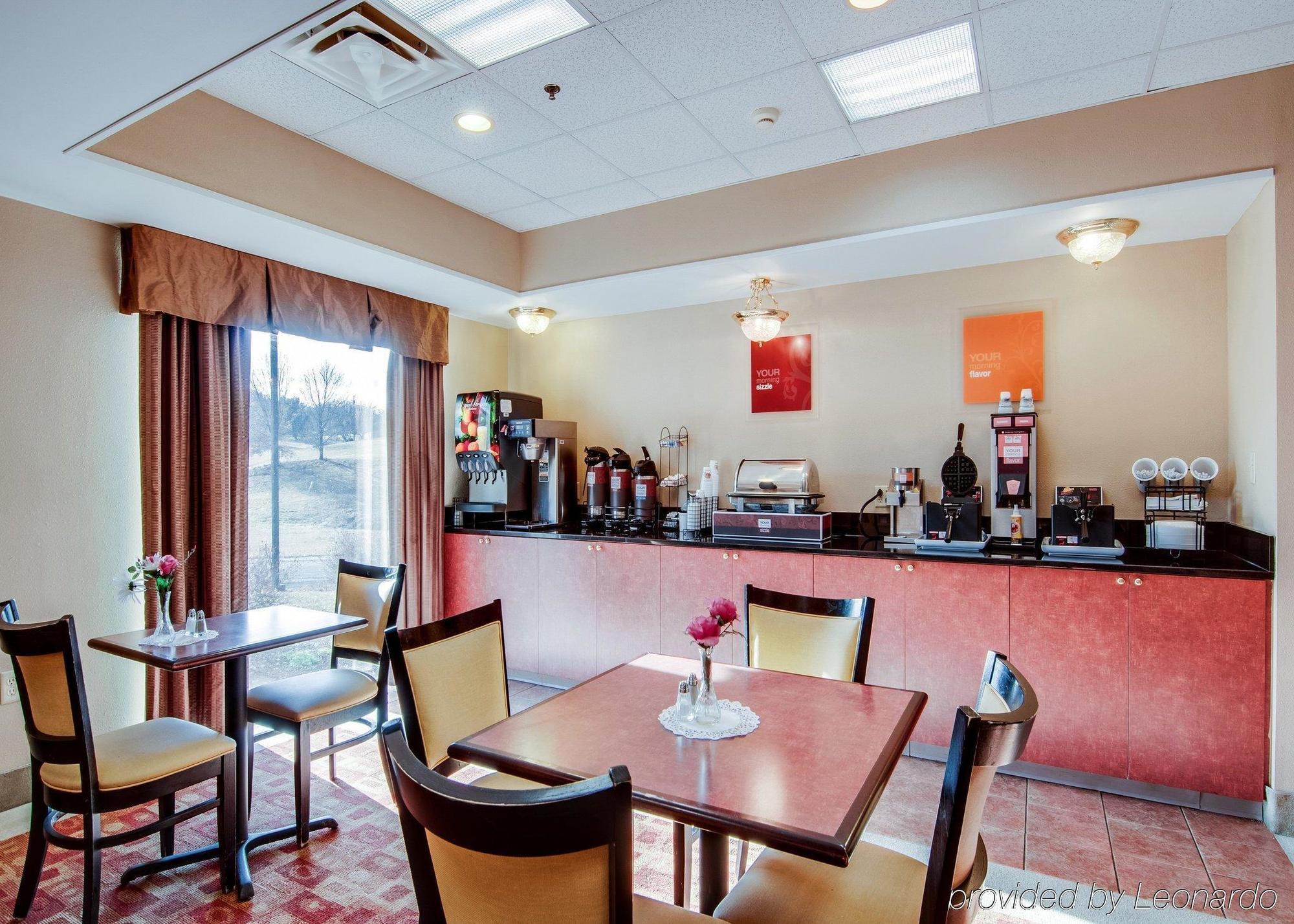 Comfort Inn & Suites Christiansburg I-81 Extérieur photo