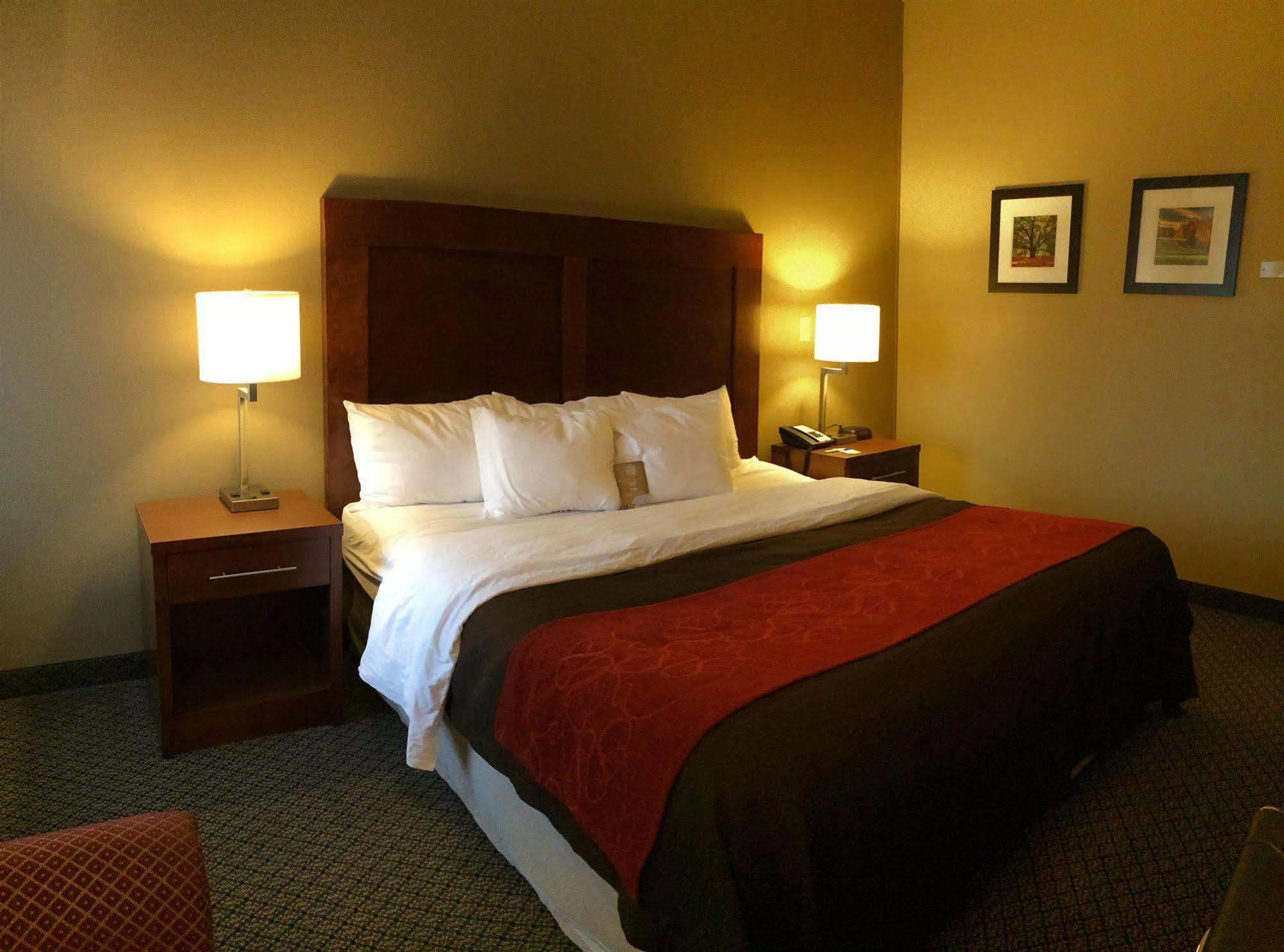 Comfort Inn & Suites Christiansburg I-81 Extérieur photo